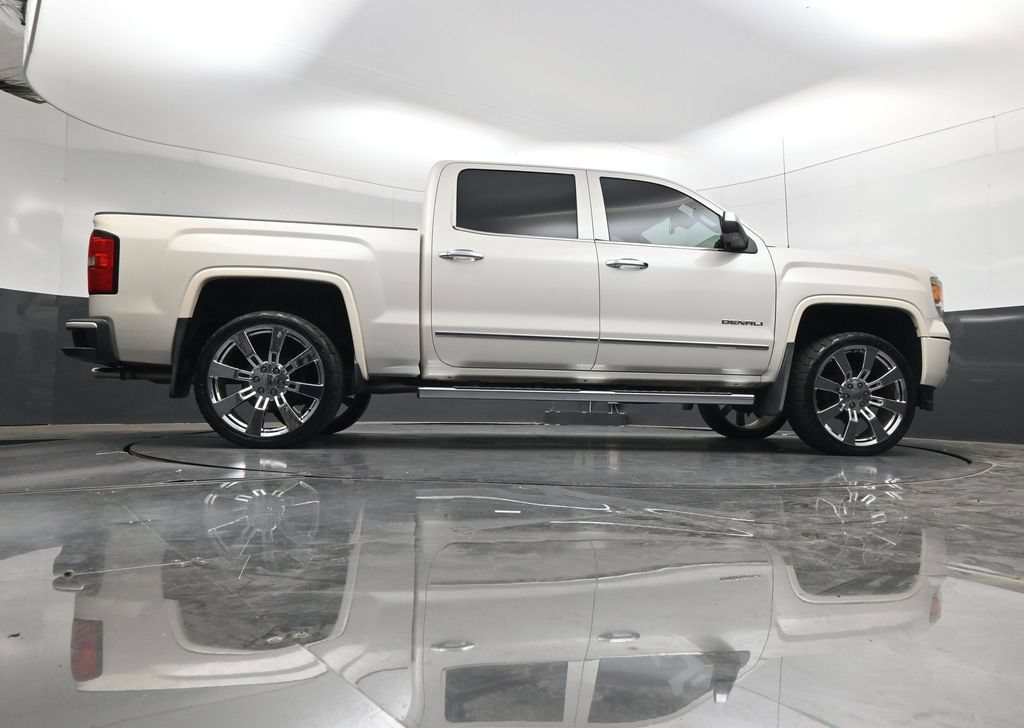 Used 2014 GMC Sierra 1500 Denali w/ Driver Alert Package AWD/4WD image 47