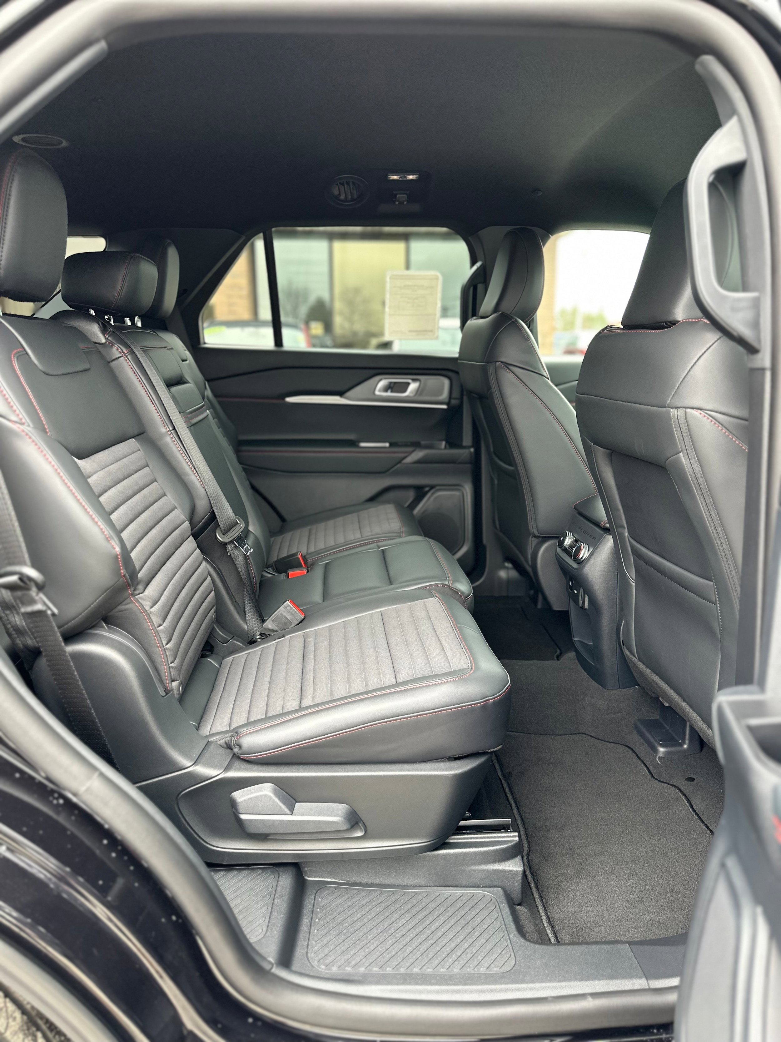New 2026 Ford Explorer ST-Line AWD/4WD image 26