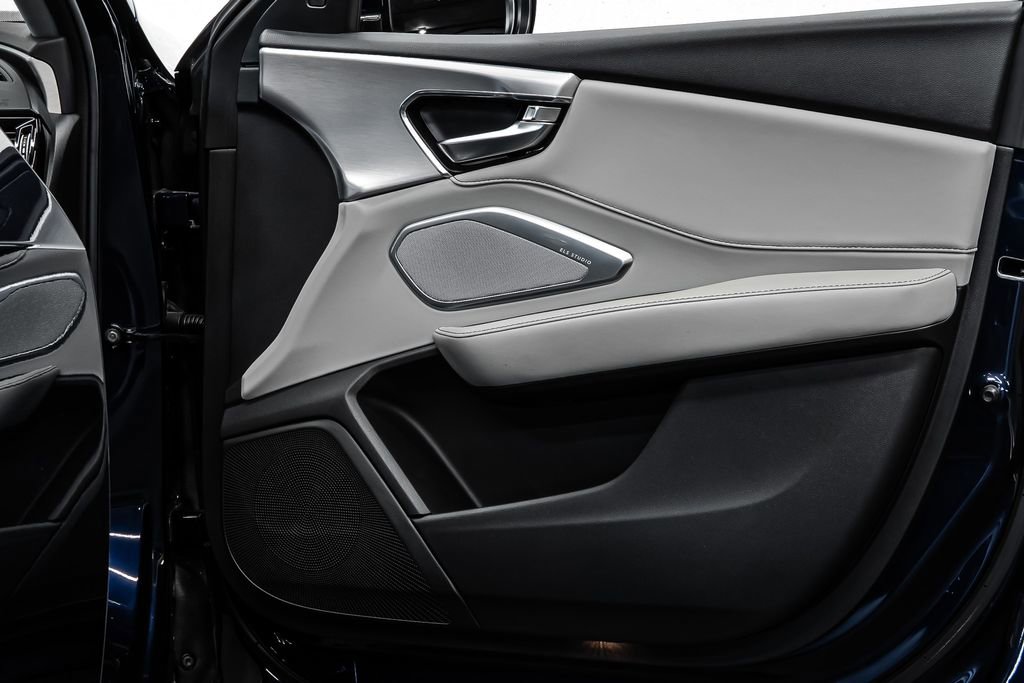 Used 2023 Acura RDX FWD w/ Technology Package image 18