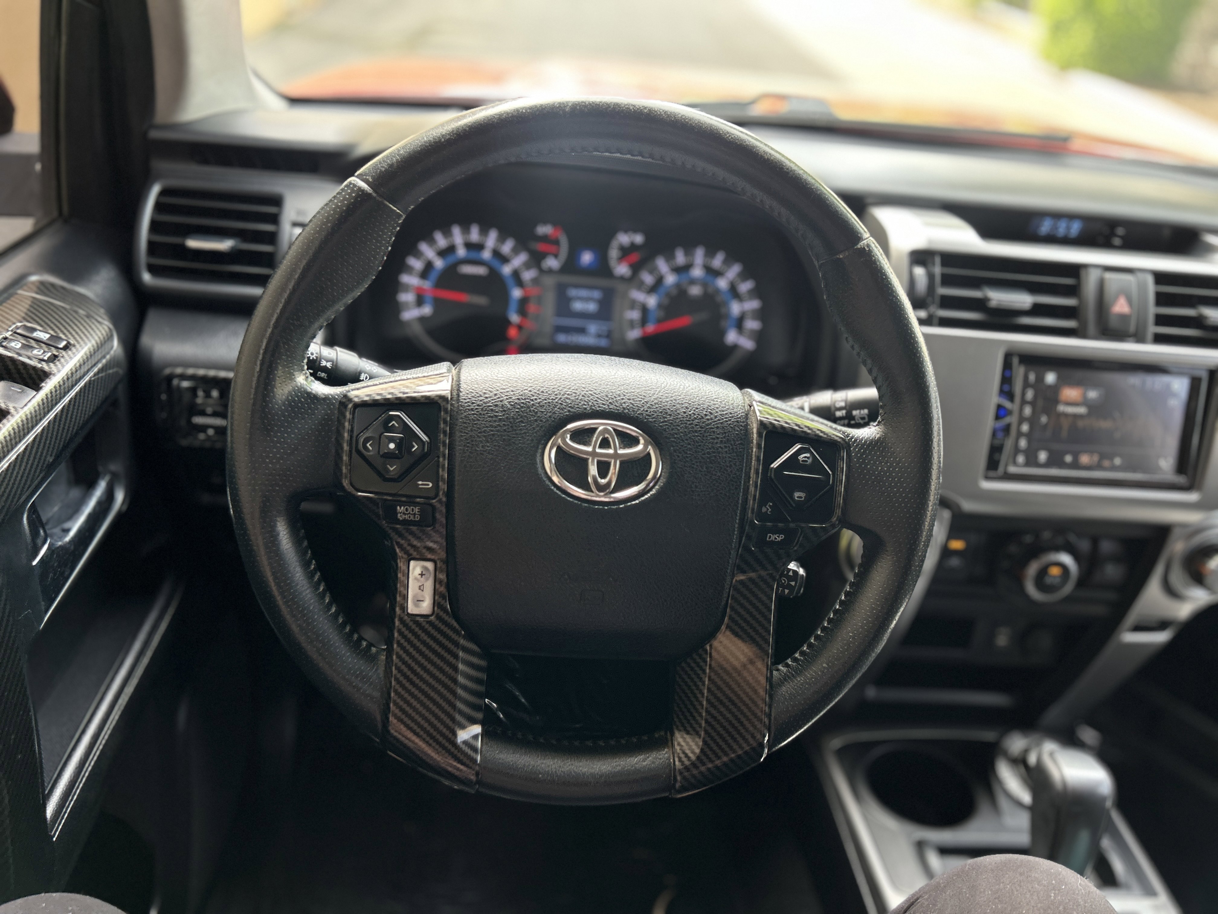 Used 2015 Toyota 4Runner SR5 image 26