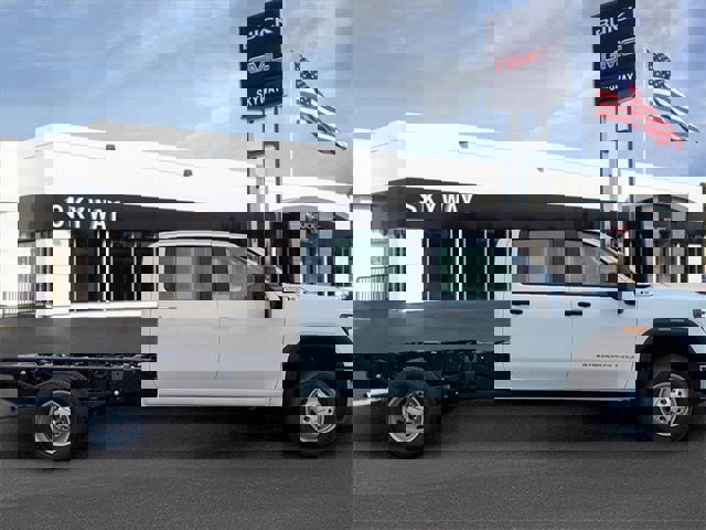 New 2026 GMC Sierra 3500 Pro image 4