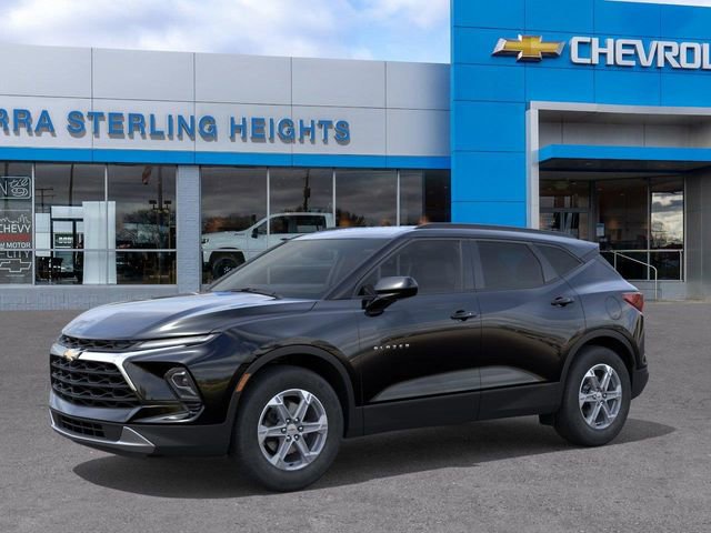New 2026 Chevrolet Blazer LT w/ Convenience Package FWD image 2