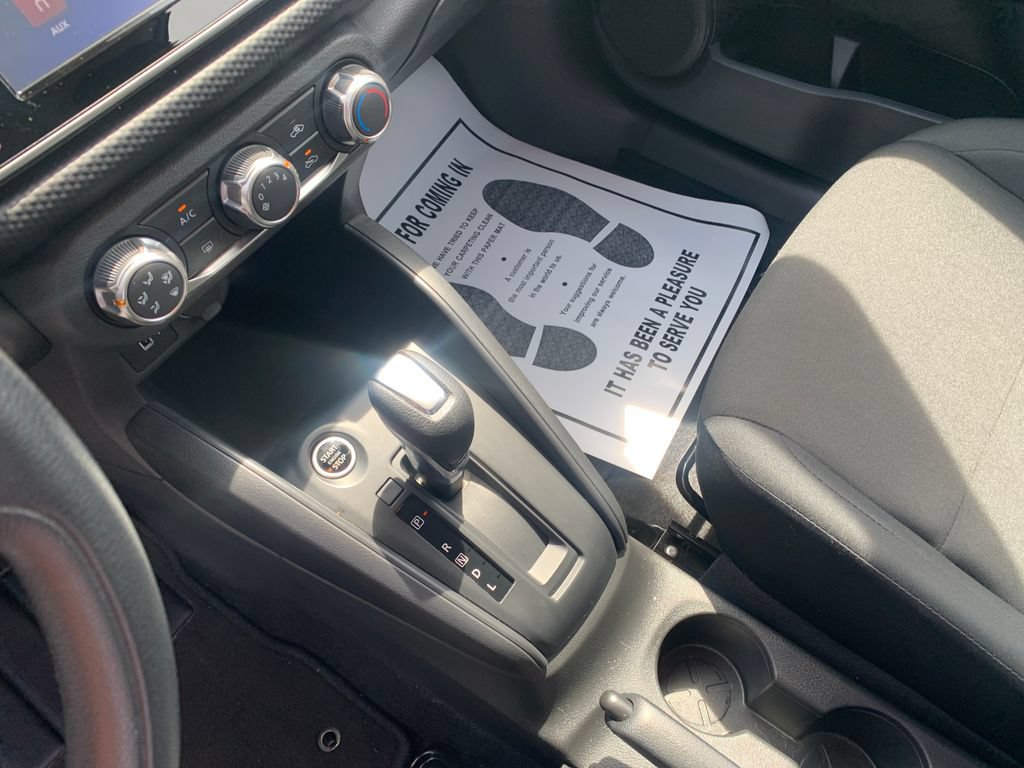 Used 2025 Nissan Kicks Play S FWD image 18