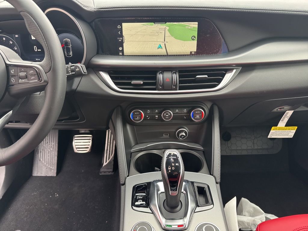 New 2026 Alfa Romeo Stelvio Sprint image 14