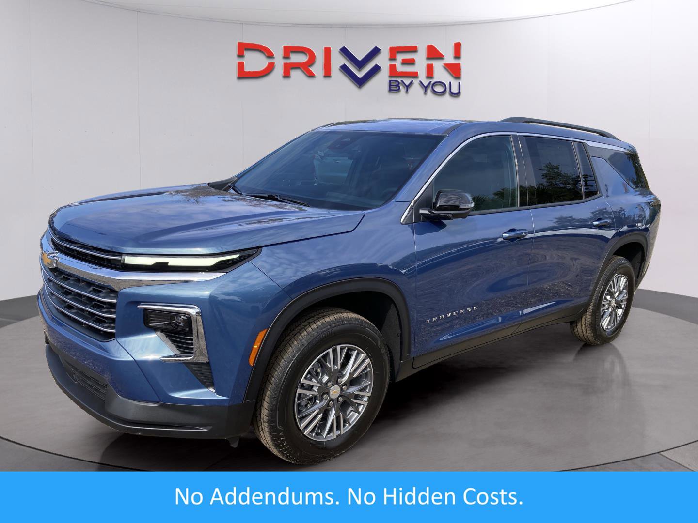 New 2026 Chevrolet Traverse LT w/ Driver Confidence Package image 1