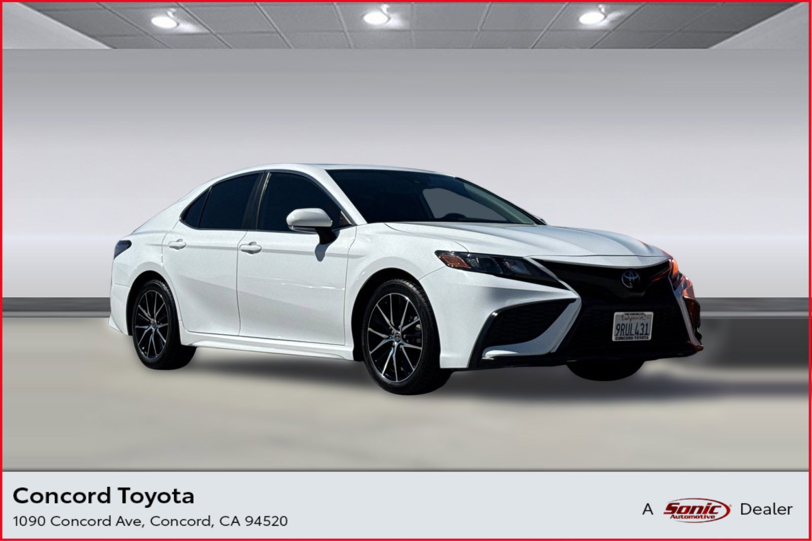 Certified 2023 Toyota Camry SE w/ Convenience Package image 1