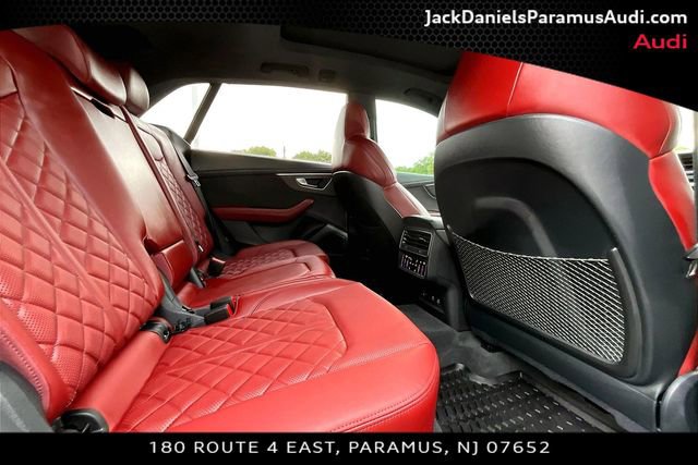 Used 2024 Audi SQ8 Prestige w/ Prestige Package AWD/4WD image 19