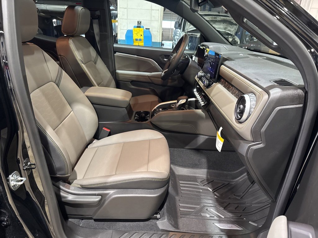 New 2025 Chevrolet Colorado ZR2 w/ Technology Package image 37