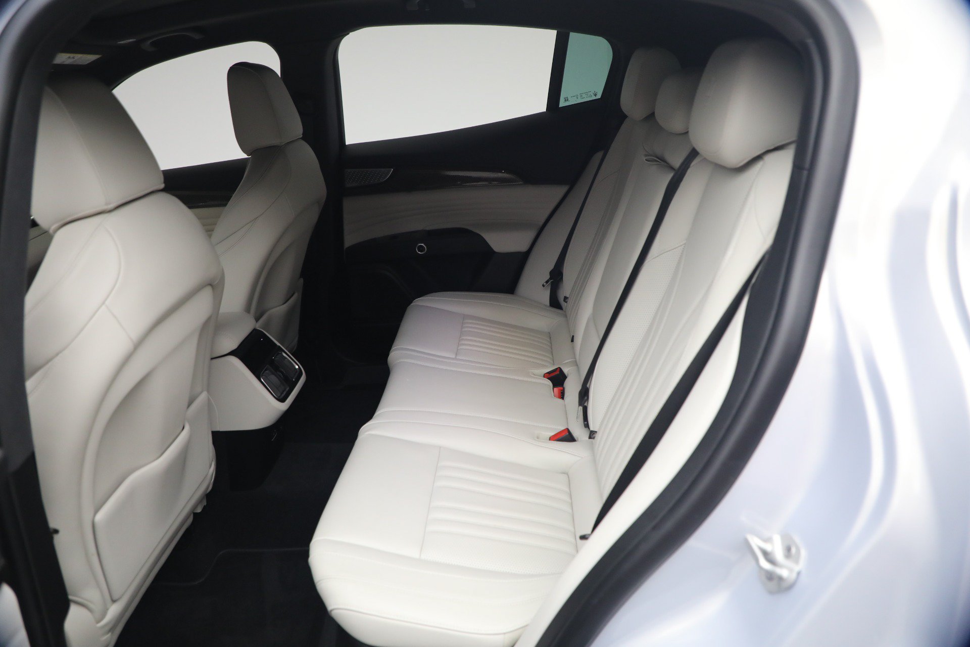 Certified 2023 Maserati Grecale Modena AWD/4WD image 18