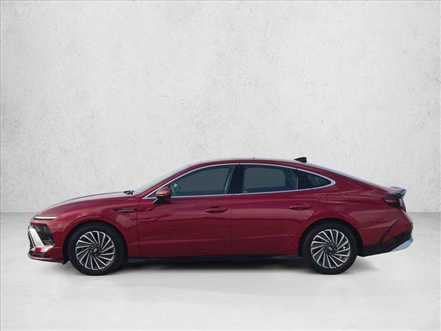 Used 2025 Hyundai Sonata Limited FWD image 9