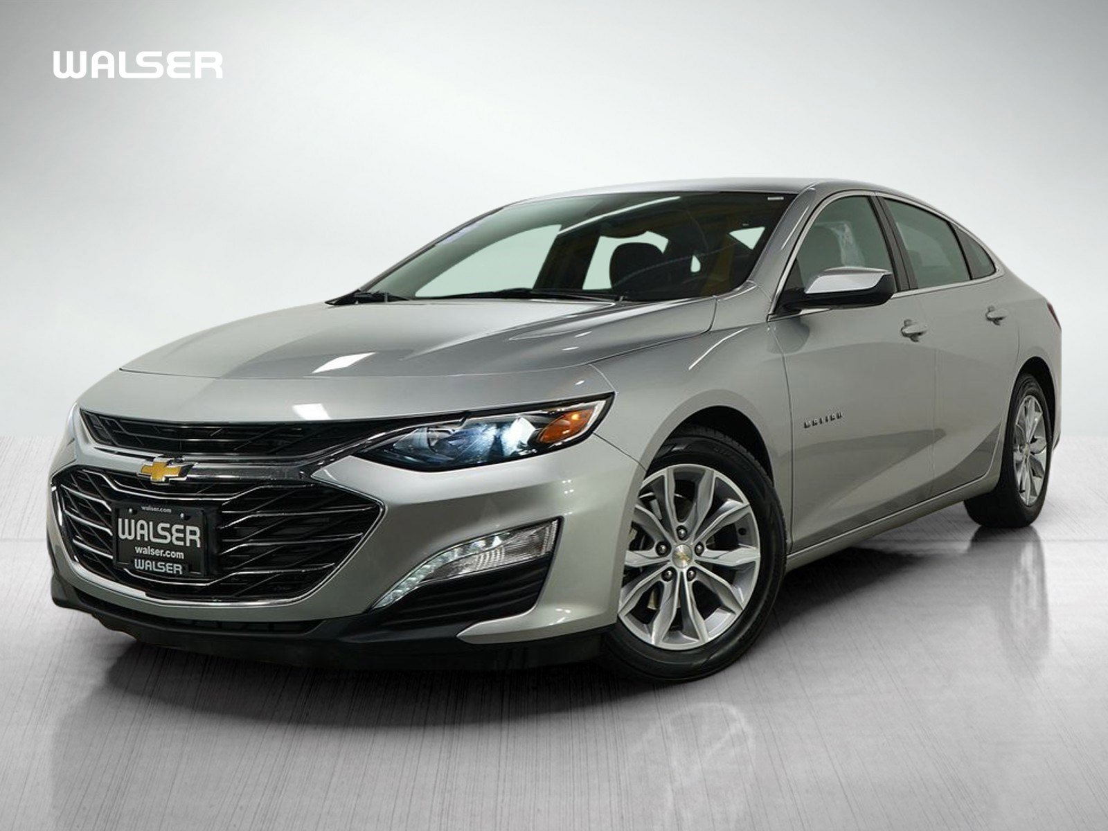 Used 2021 Chevrolet Malibu LT image 1