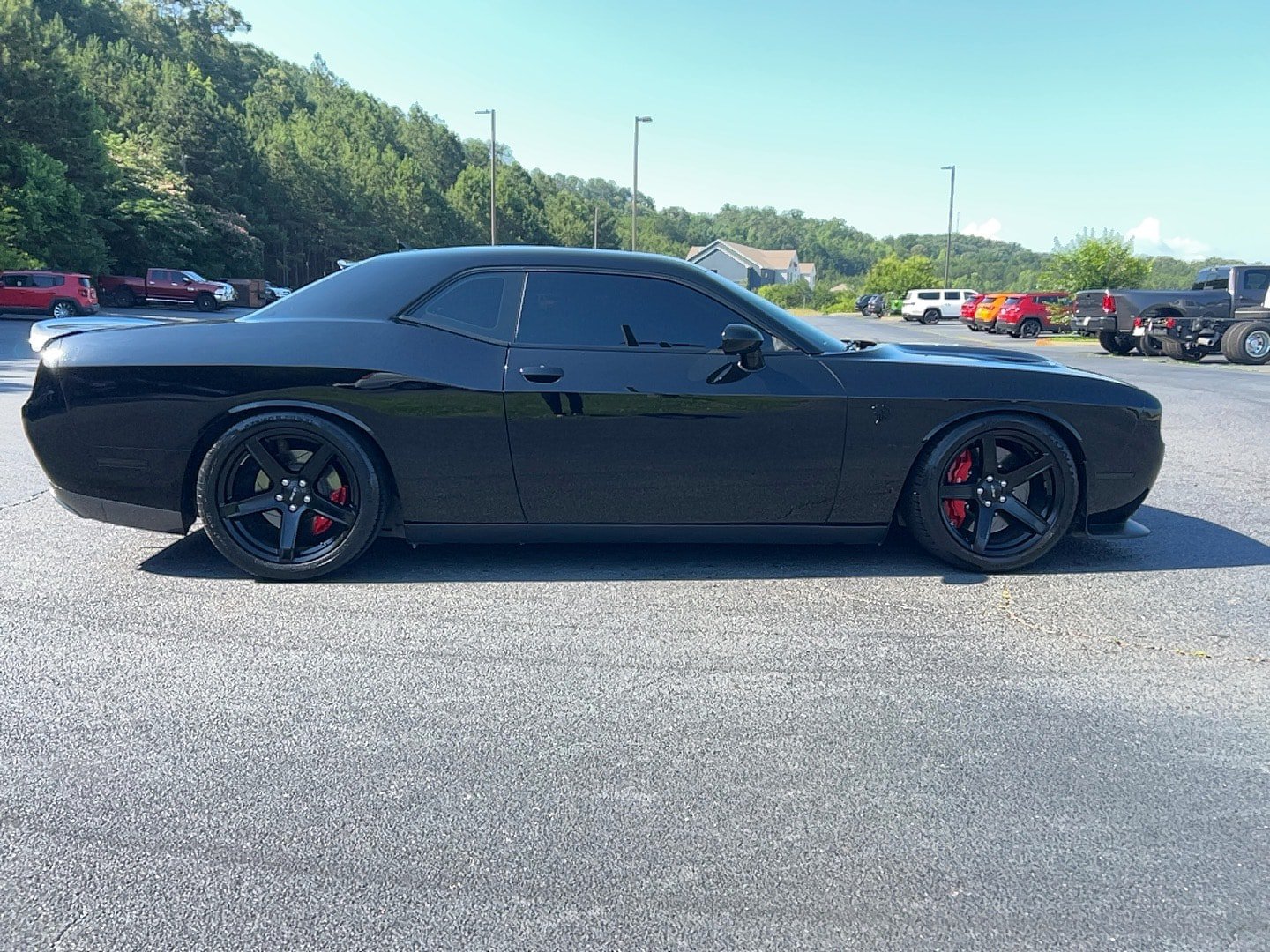 Used 2017 Dodge Challenger SRT Hellcat RWD image 4