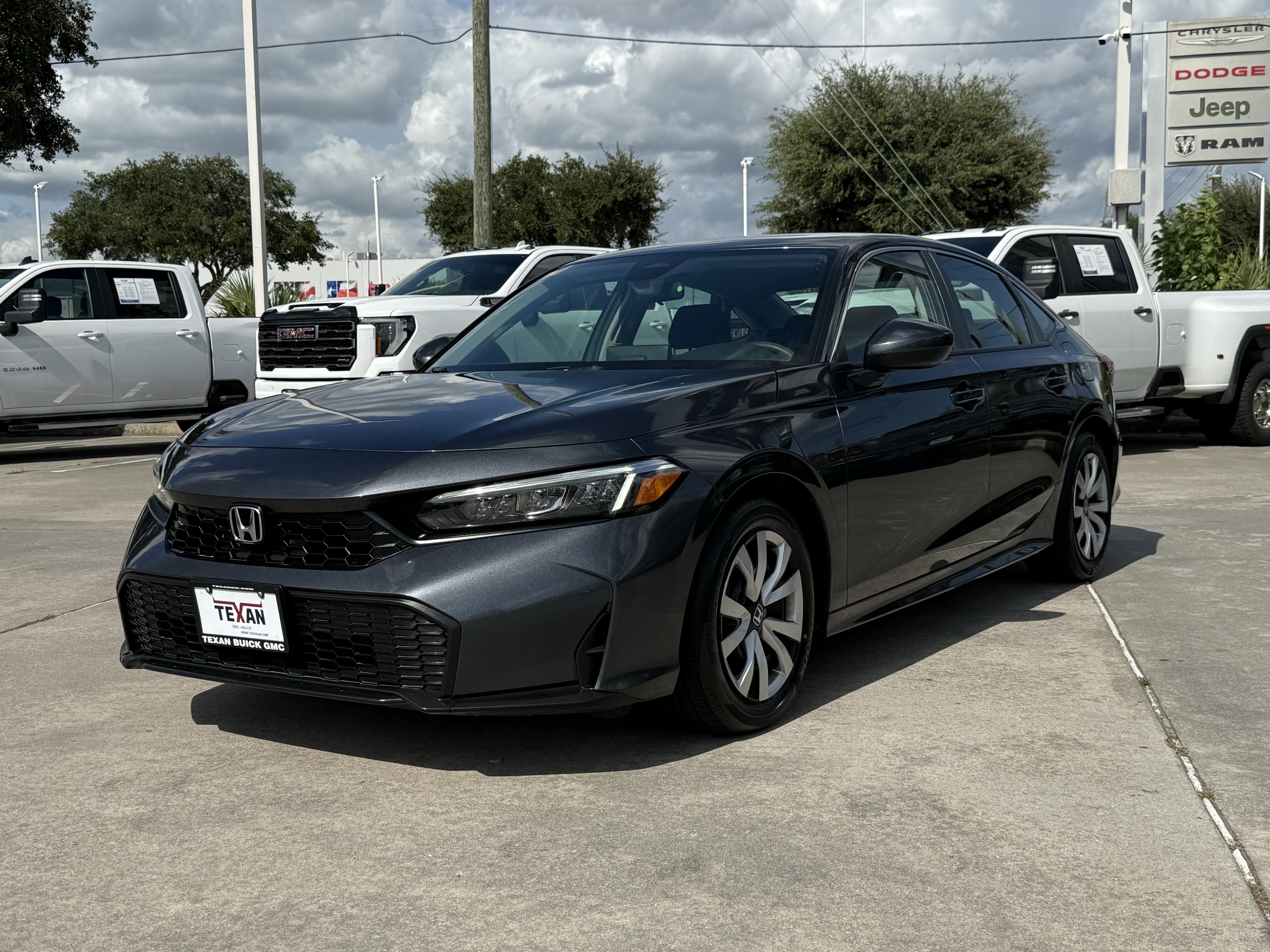 Used 2025 Honda Civic LX image 9