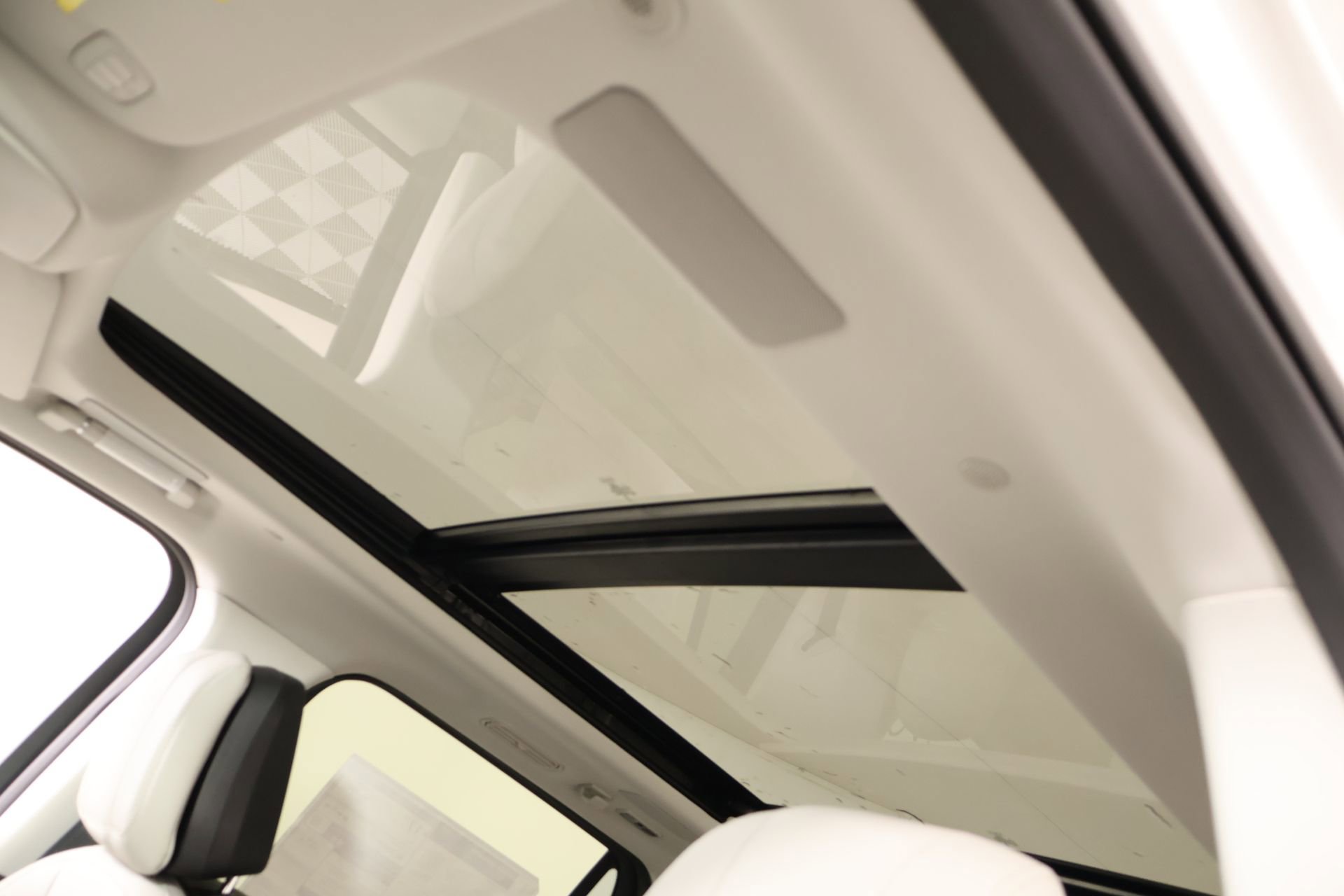 New 2026 Lincoln Navigator L Reserve AWD/4WD image 16