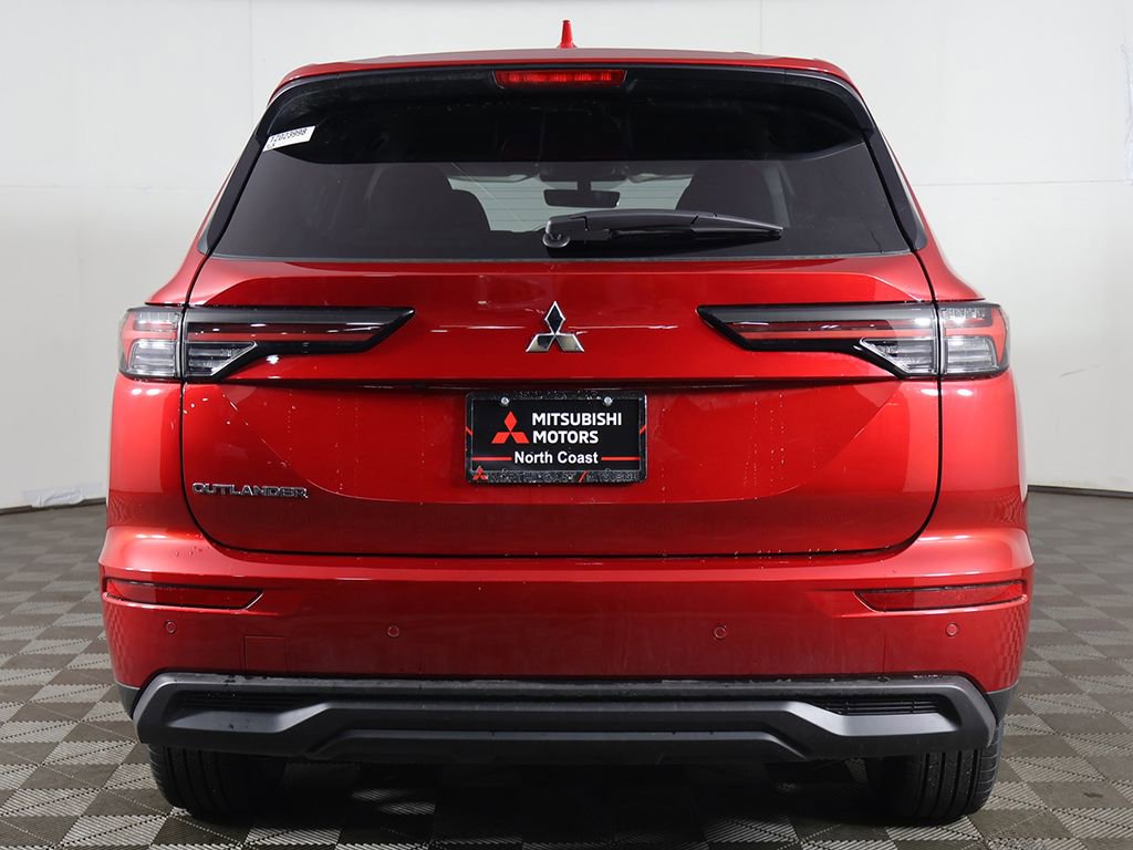 New 2026 Mitsubishi Outlander ES FWD image 11
