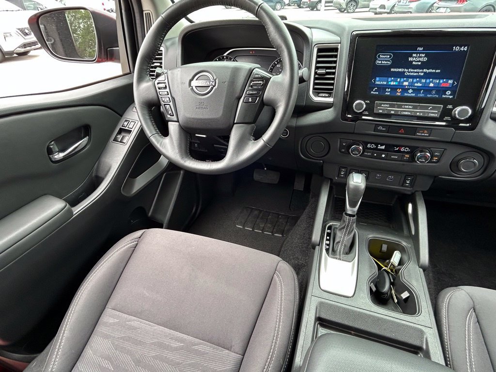 Certified 2024 Nissan Frontier SV w/ SV Convenience Package RWD image 11