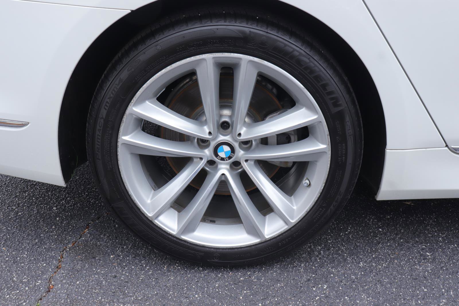 Used 2016 BMW 750i image 42