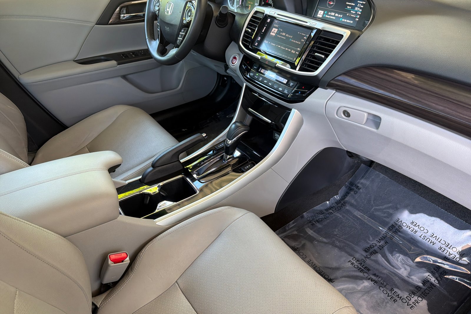 Used 2017 Honda Accord EX-L image 15
