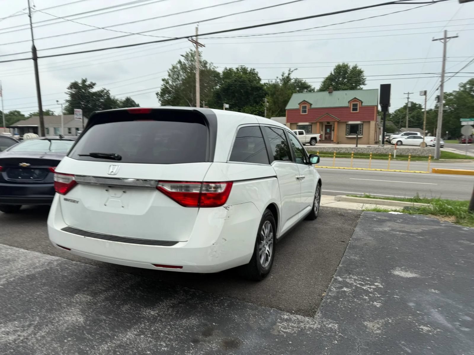 Used 2011 Honda Odyssey EX-L image 7