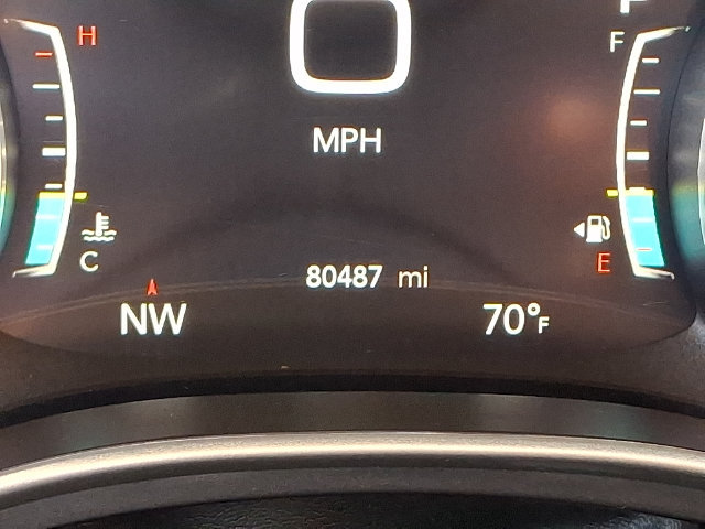Used 2023 Chrysler Pacifica Touring-L FWD image 20