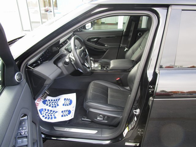 Used 2021 Land Rover Range Rover Evoque R-Dynamic SE image 19