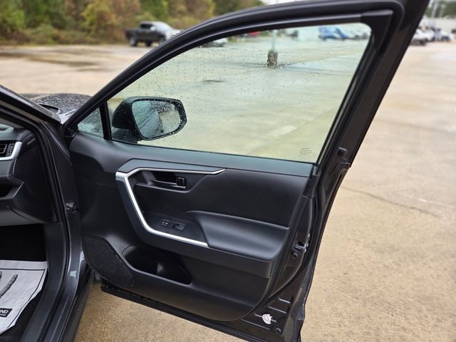 Used 2025 Toyota RAV4 LE image 14