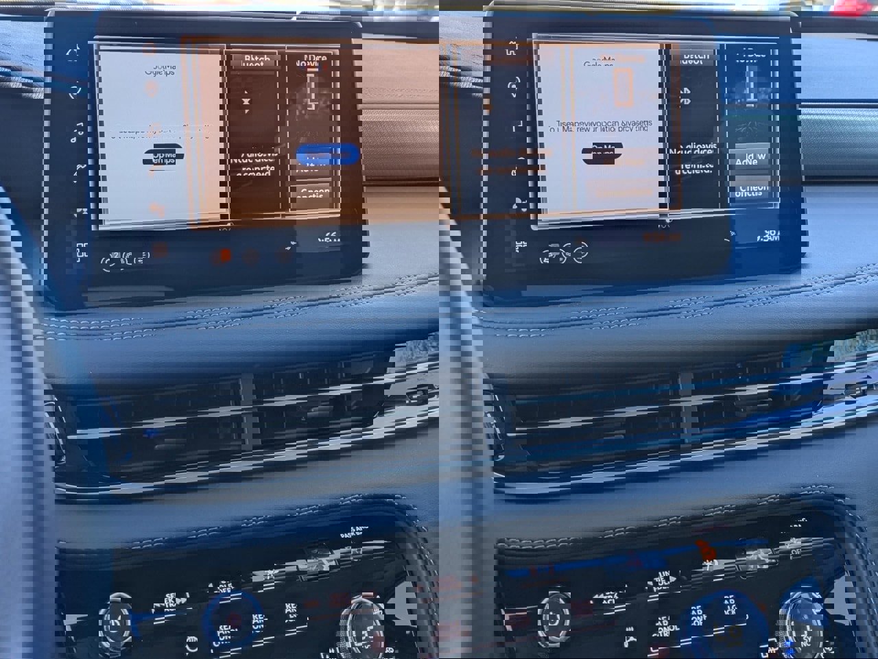 New 2026 INFINITI QX60 Luxe w/ Cargo Package image 17