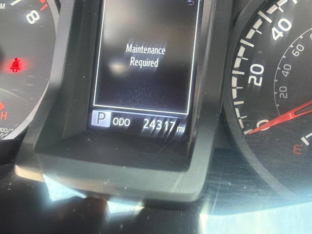Used 2023 Toyota Tacoma SR w/ SR Convenience Package RWD image 6