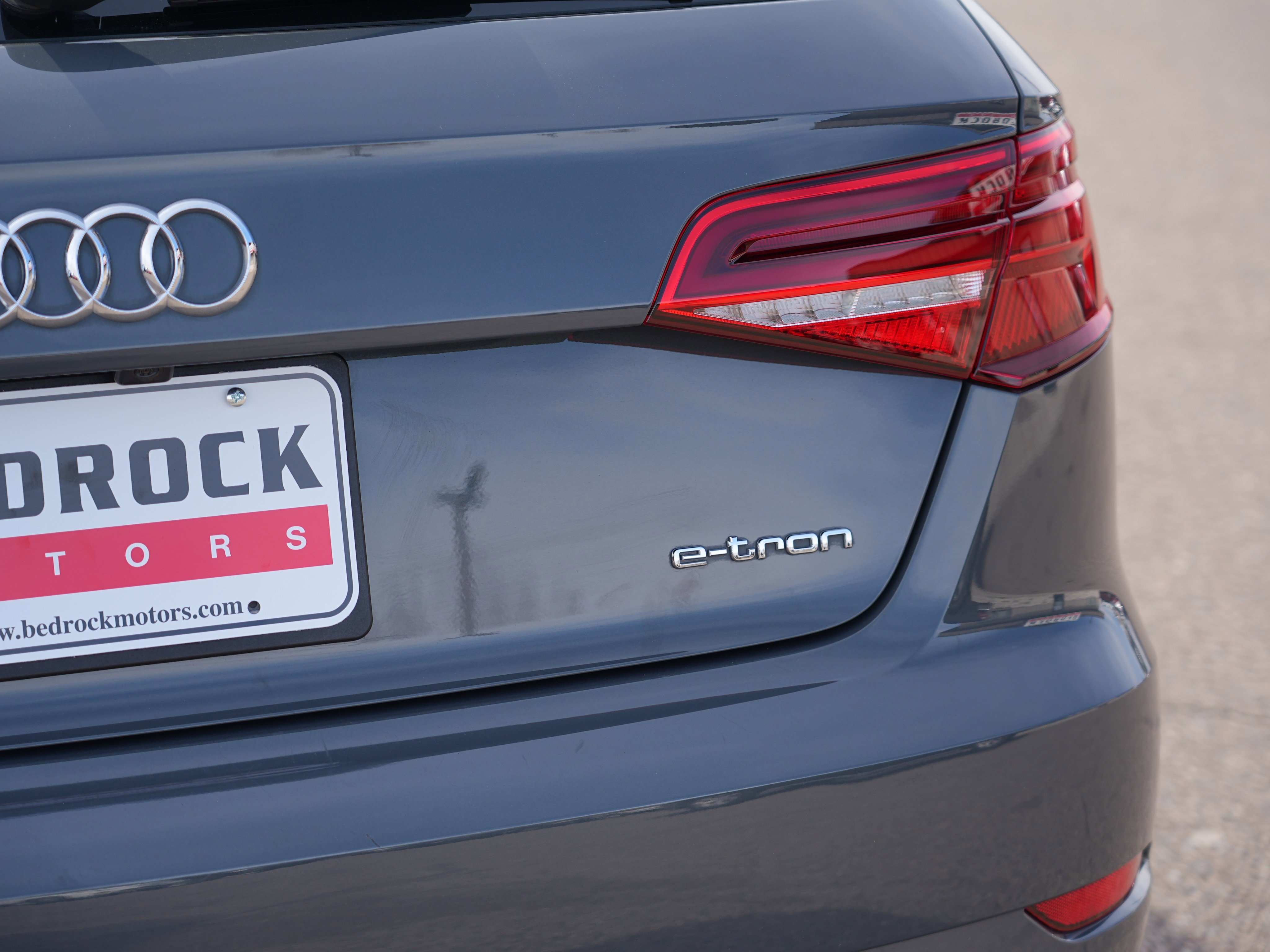 Used 2017 Audi A3 e-tron Premium w/ Sport Package FWD image 10