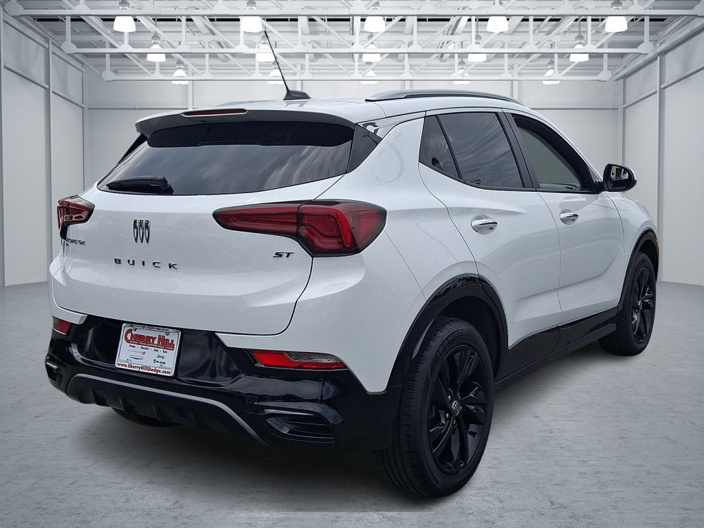 Used 2024 Buick Encore GX Sport Touring AWD/4WD image 9
