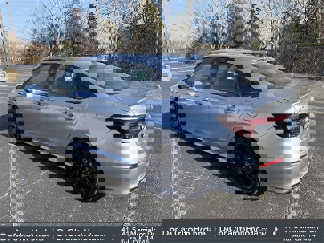 Used 2025 Honda Civic Sport image 9