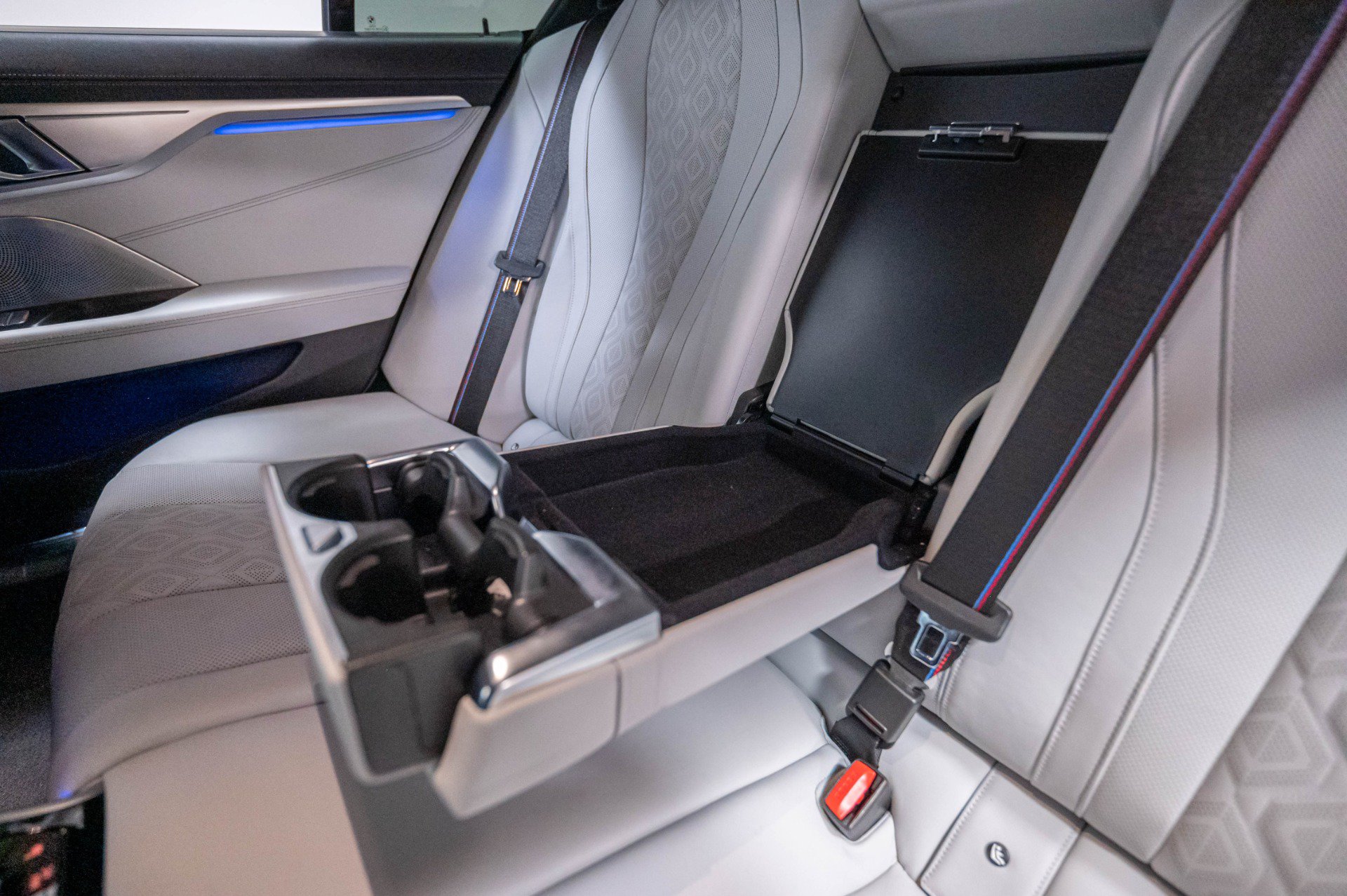 Used 2022 BMW M8 Gran Coupe xDrive Competition w/ M Carbon Exterior Package AWD/4WD image 29