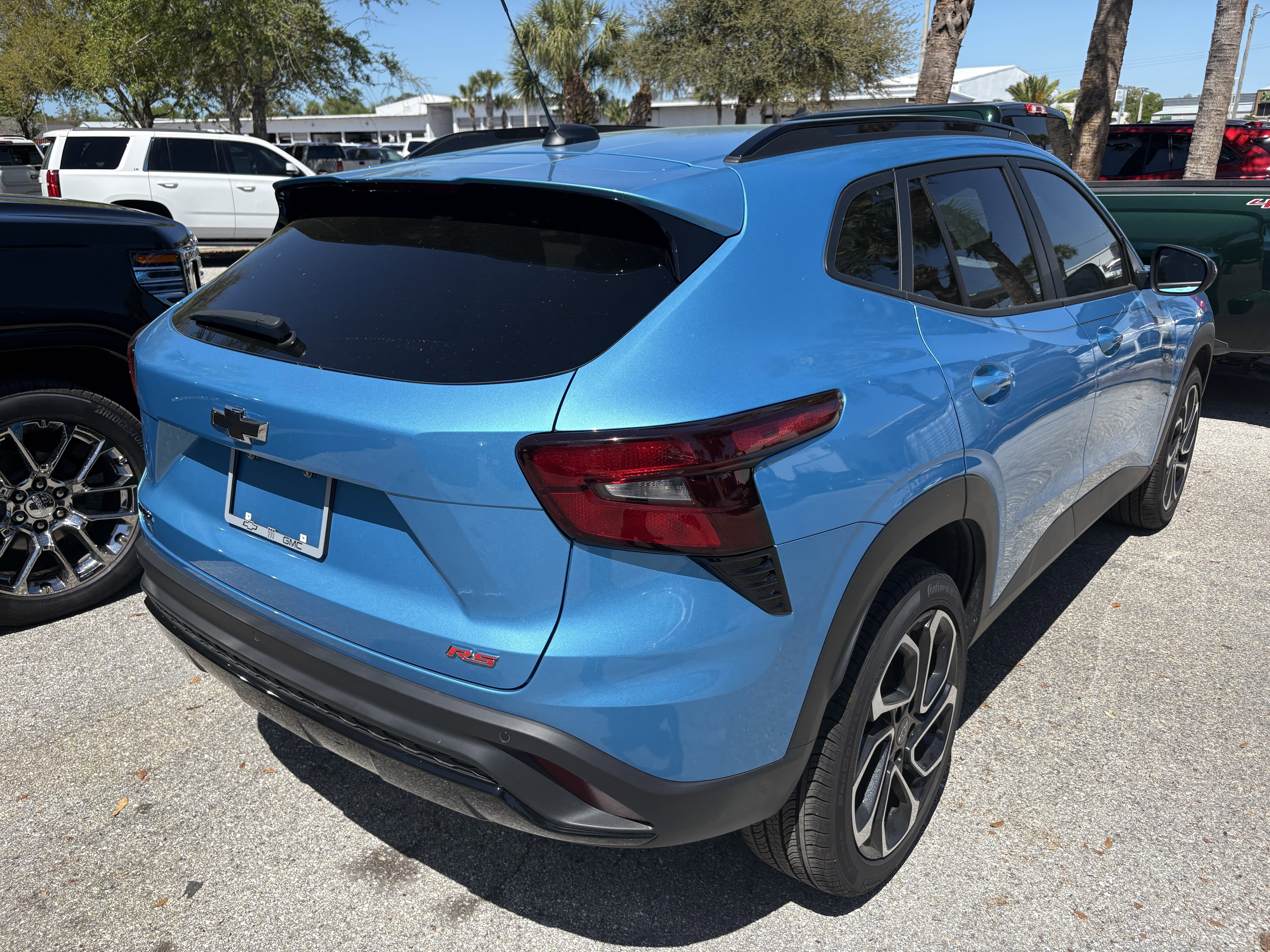 Used 2025 Chevrolet Trax RS w/ Driver Confidence Package image 7