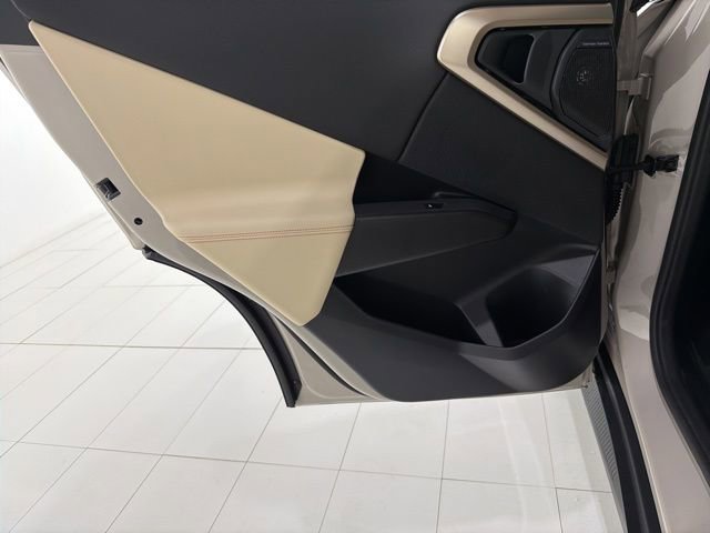 Used 2025 BMW X3 xDrive30i w/ Convenience Package image 15