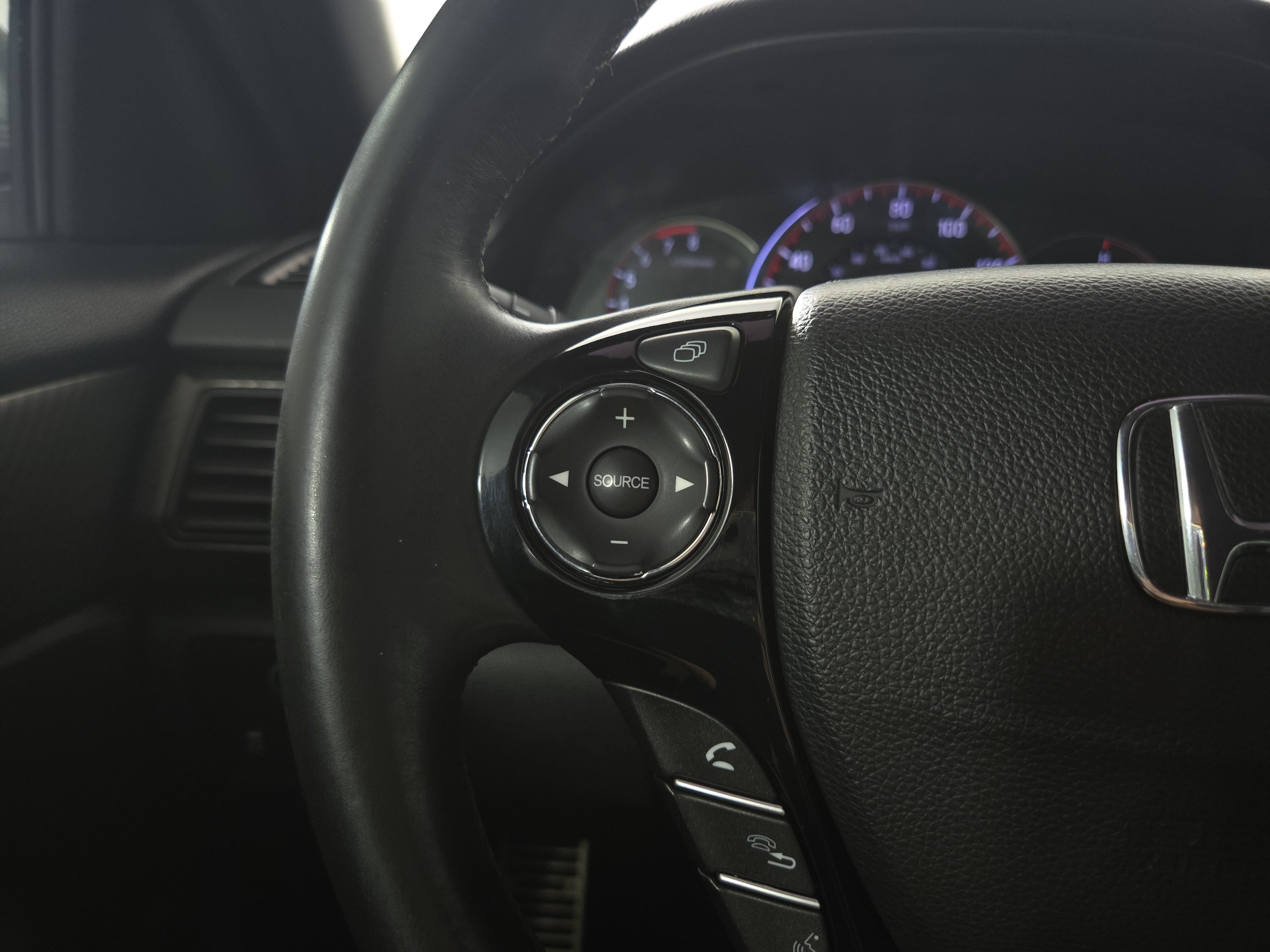 Used 2016 Honda Accord Sport image 16