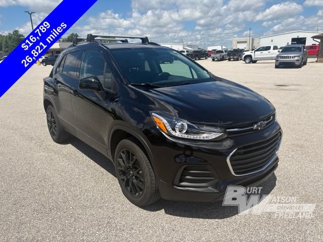 Used 2021 Chevrolet Trax LT w/ Premium Seat Package AWD/4WD image 8