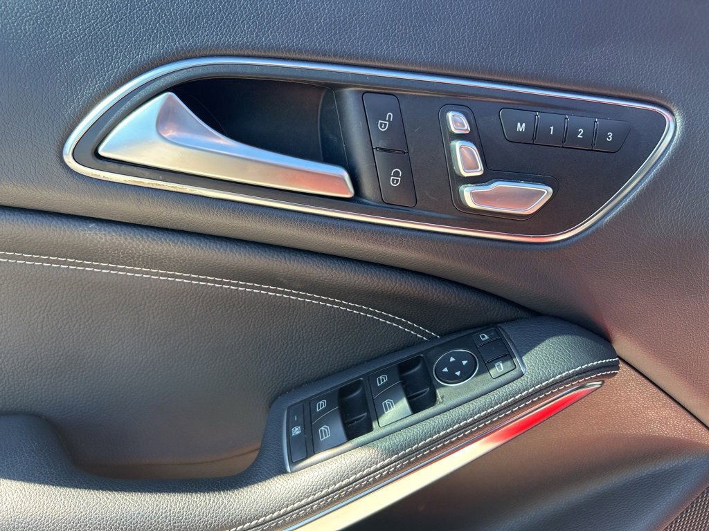 Used 2017 Mercedes-Benz CLA 250 4MATIC image 14