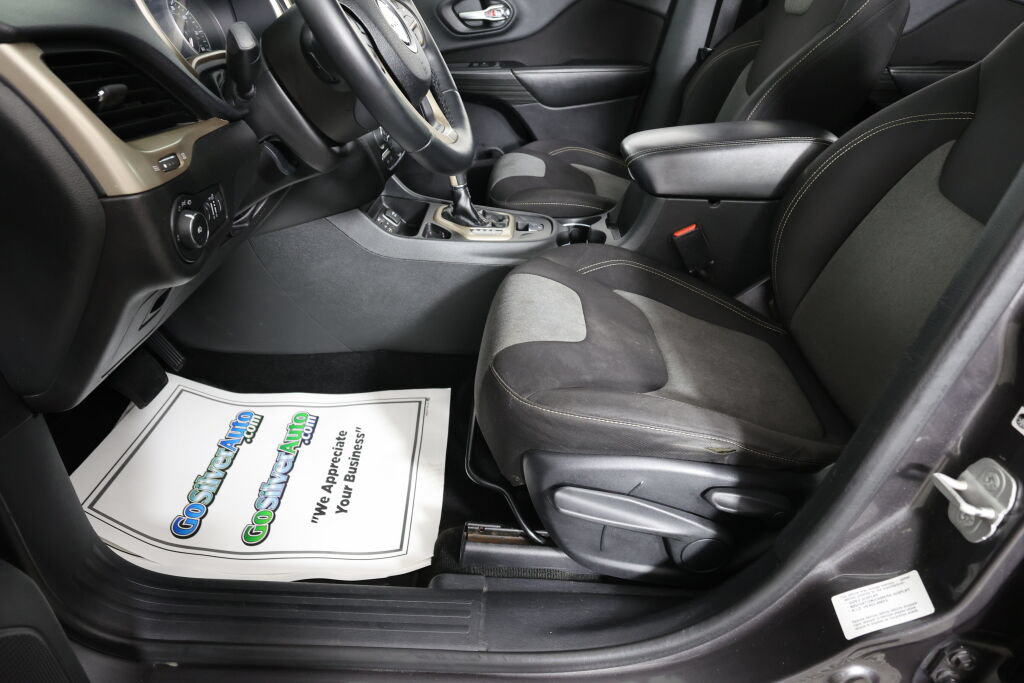 Used 2014 Jeep Cherokee Latitude FWD image 13