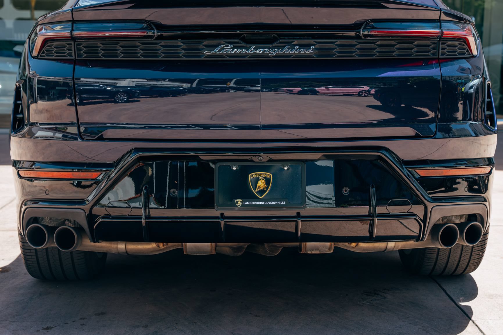 Used 2025 Lamborghini Urus S AWD/4WD image 28