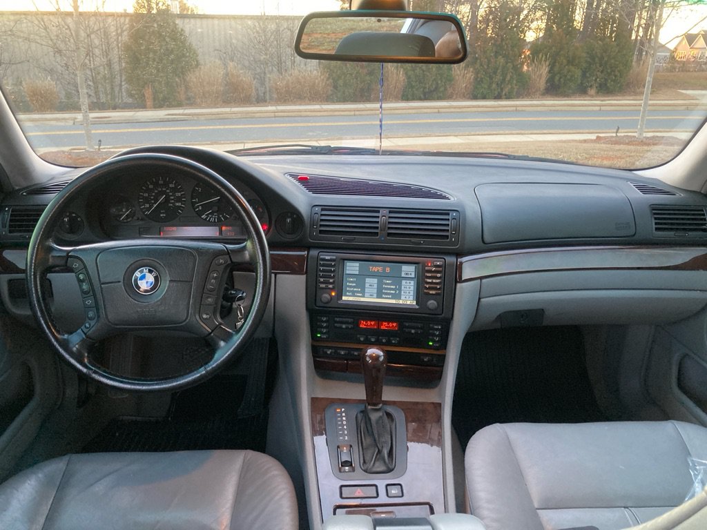 Used 2001 BMW 740iL RWD image 12