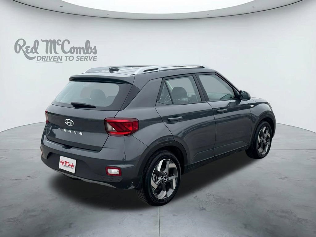 Certified 2024 Hyundai Venue SEL FWD image 5