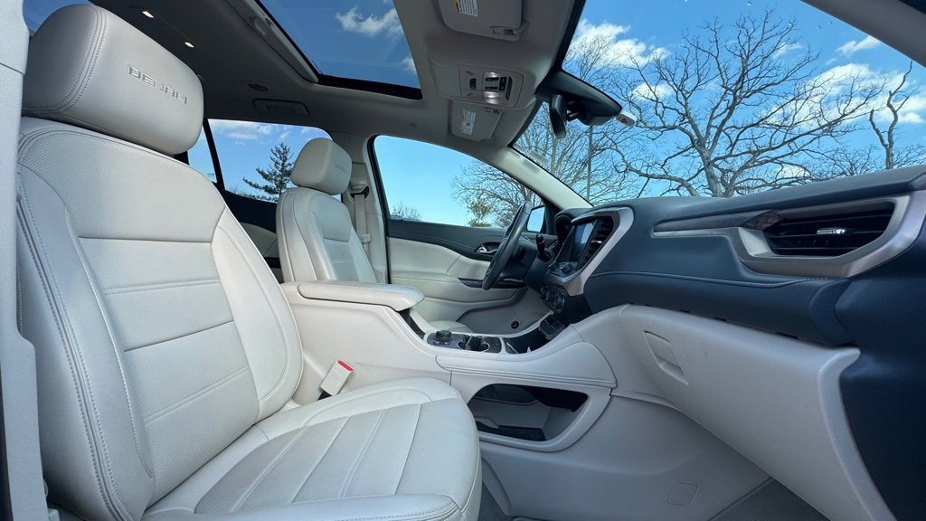 Used 2021 GMC Acadia Denali image 21