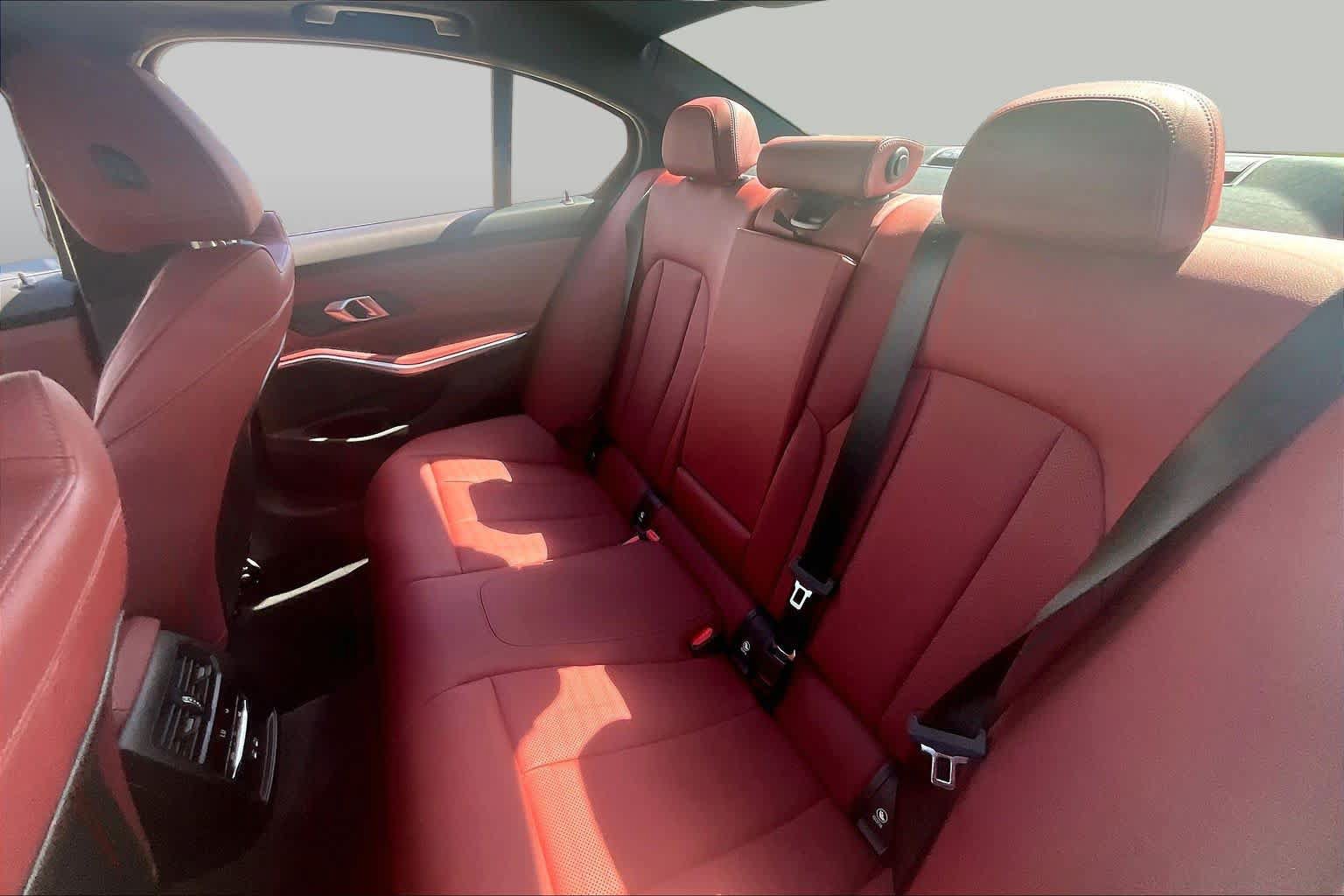 Used 2025 BMW 330i Sedan RWD image 19