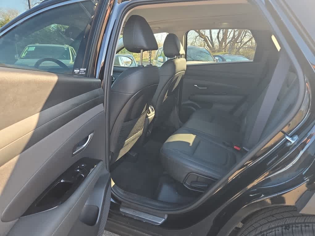 Certified 2025 Hyundai Tucson Limited image 9