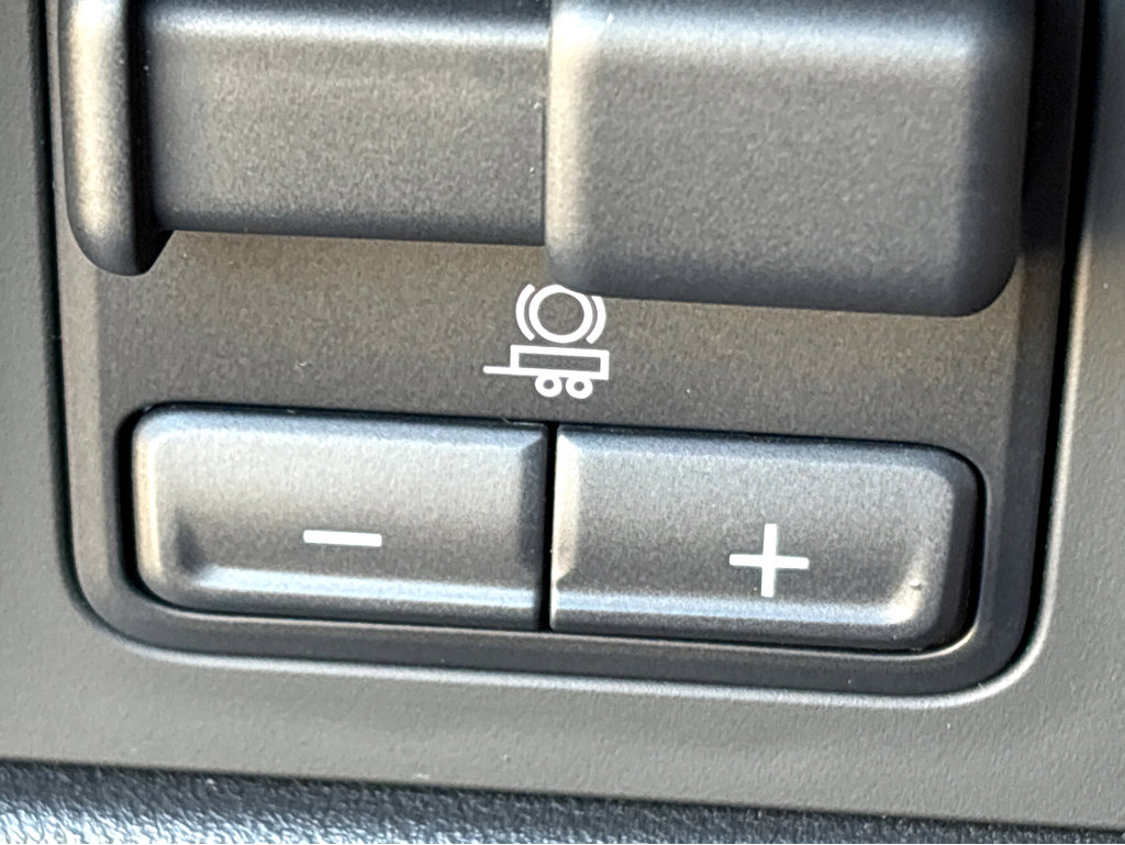 Used 2023 Chevrolet Colorado ZR2 w/ ZR2 Convenience Package III image 12