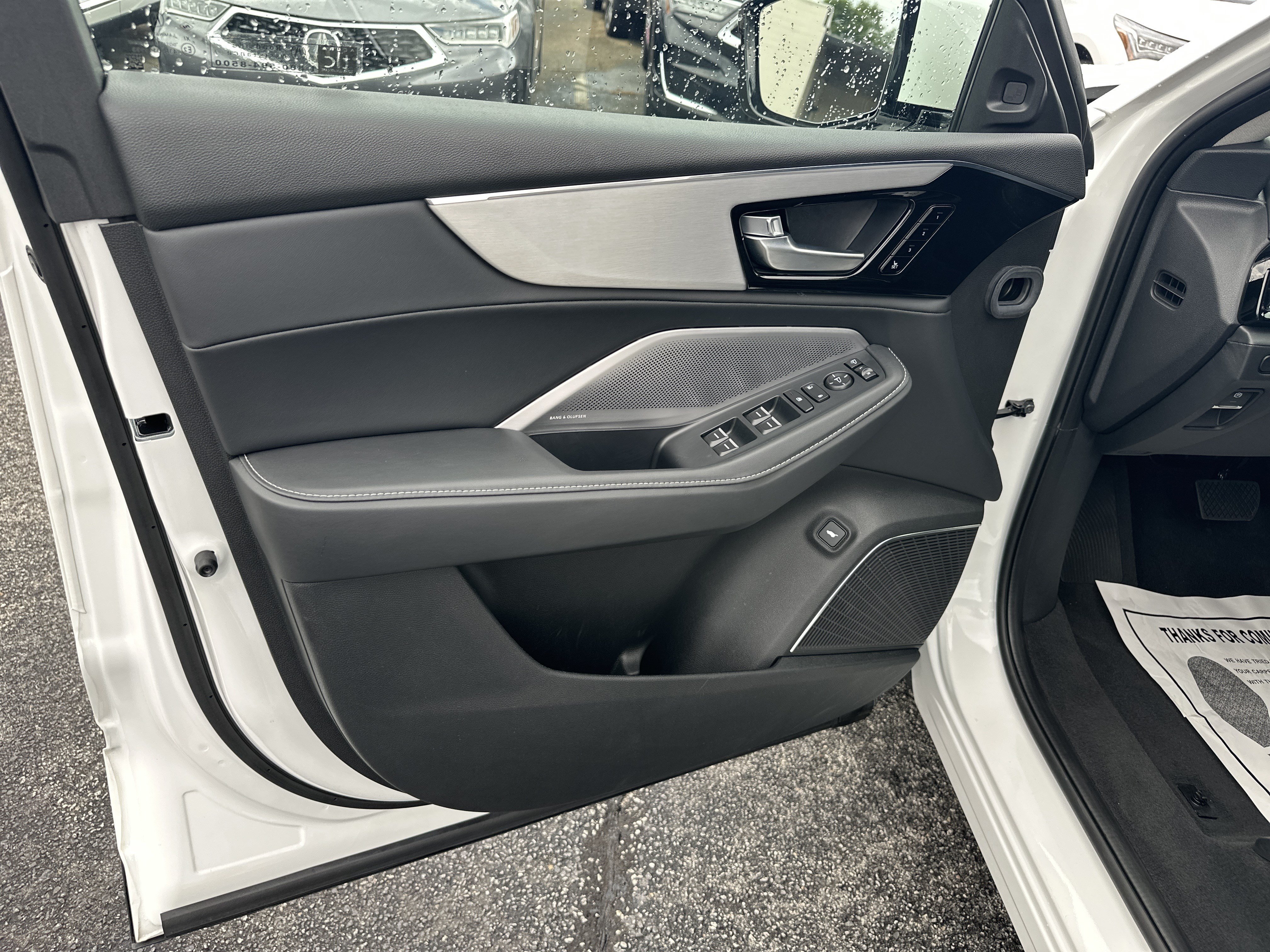 Certified 2026 Acura MDX w/ Technology Package FWD image 10