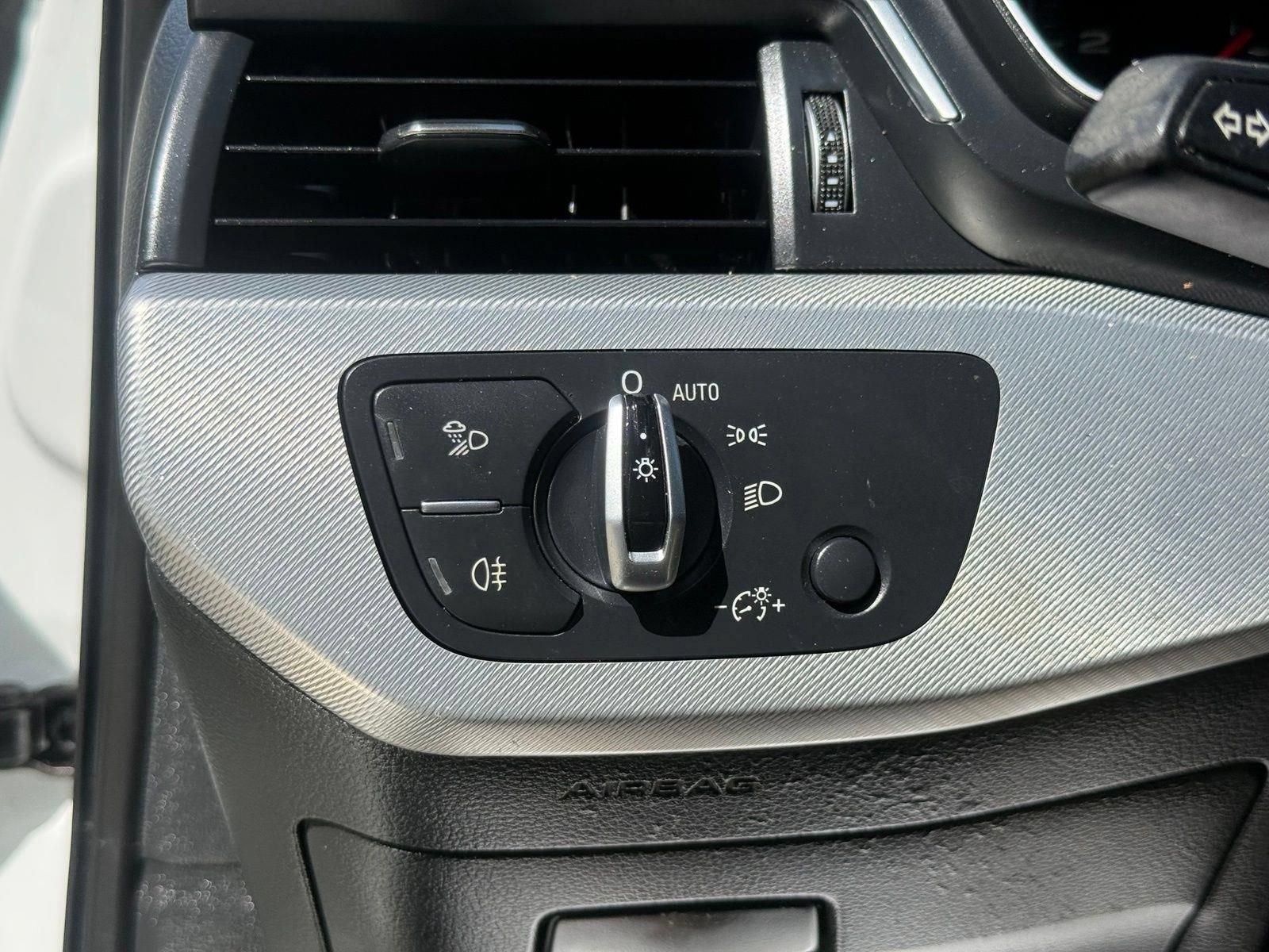 Used 2017 Audi A4 2.0T Premium FWD image 33