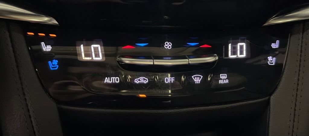 Used 2021 Cadillac XT6 Sport AWD/4WD image 21