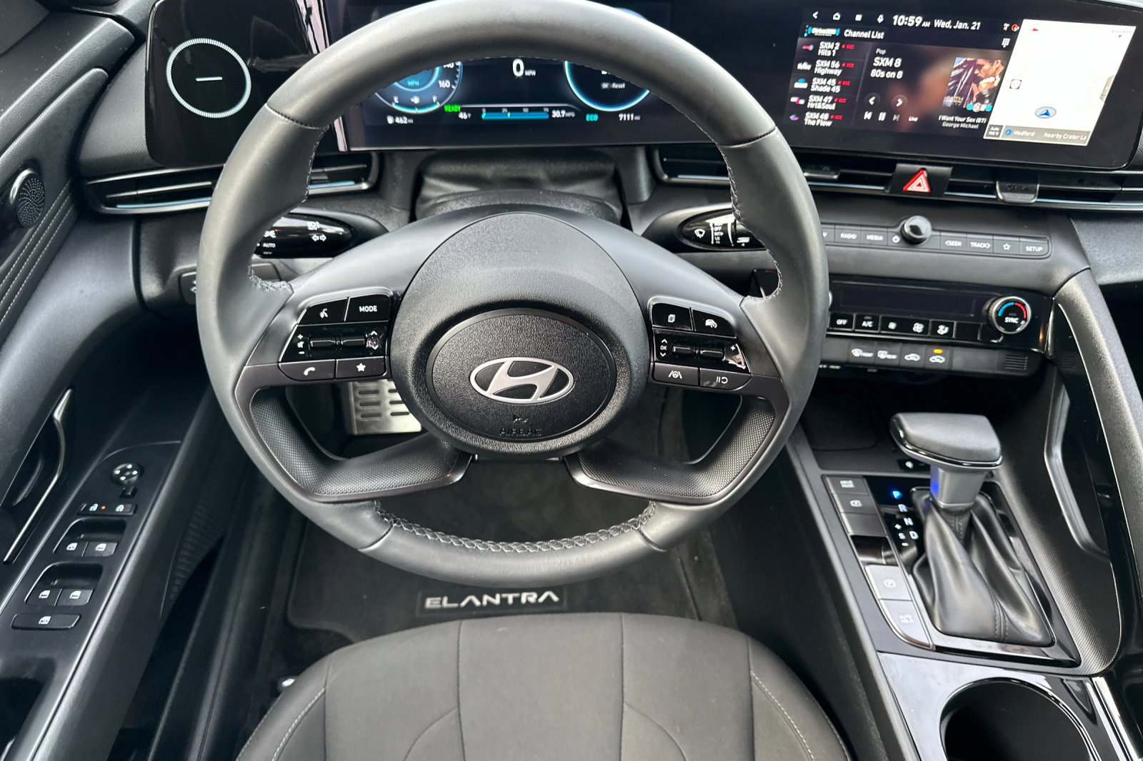 Certified 2025 Hyundai Elantra SEL image 14