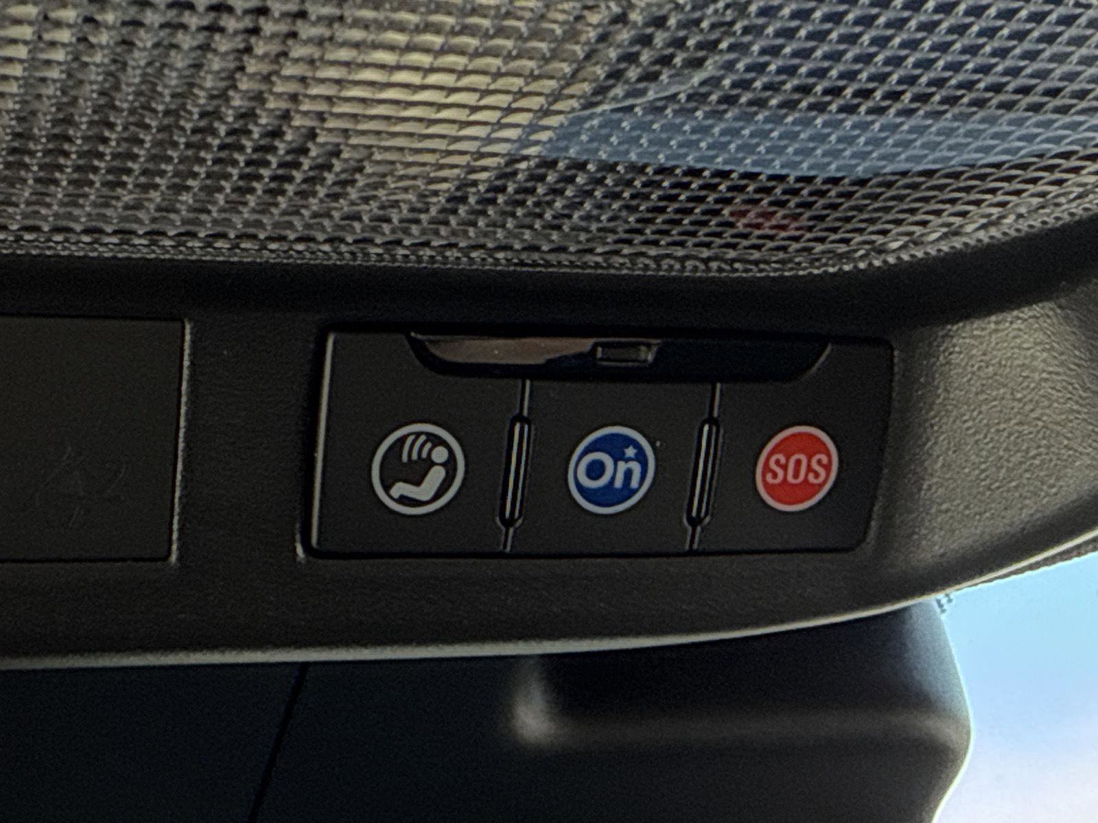 Used 2024 Buick Envista Preferred w/ Advanced Safety Package image 16